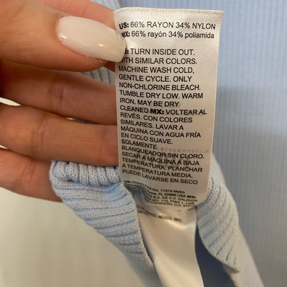 WHBM Sleeveless Hardware Tank - Picture 9 of 9